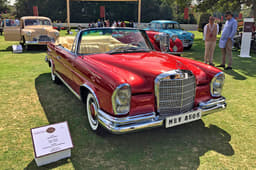 1962 Mercedes-Benz 220SE Cabriolet owned by Viveck & Zita Goenka.