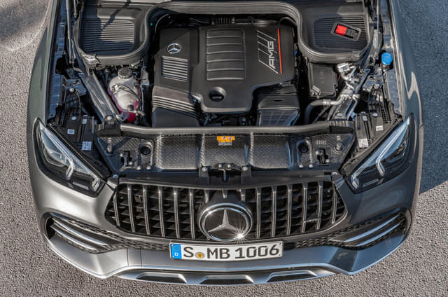 Open Bonnet Engine Shot Image - 16153