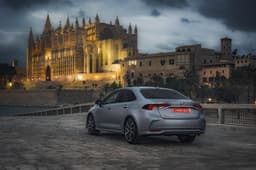 2020 Toyota Corolla image gallery