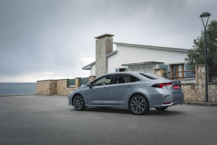2020 Toyota Corolla image gallery