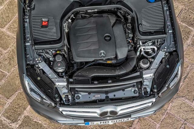 Open Bonnet Engine Shot Image - 11630