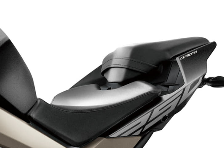 Tail section is sharp and sports "250" graphics