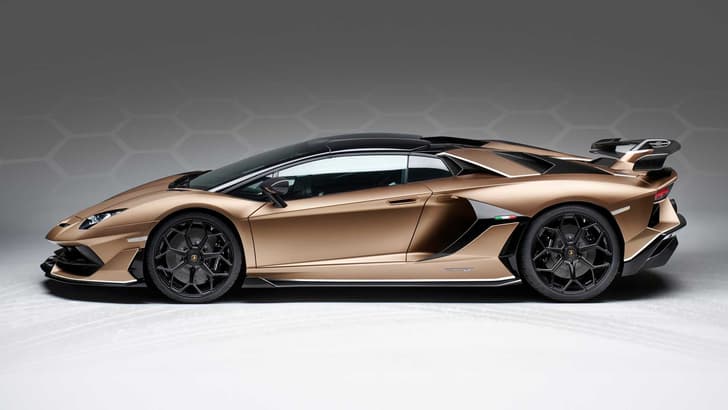 Lamborghini Aventador SVJ Roadster image gallery