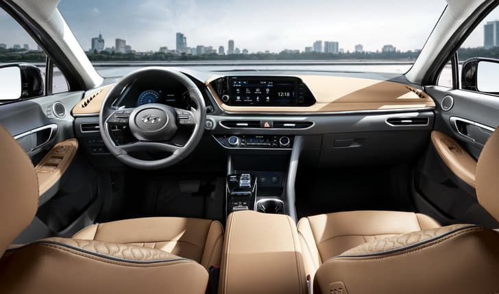 2020 Hyundai Sonata image gallery 