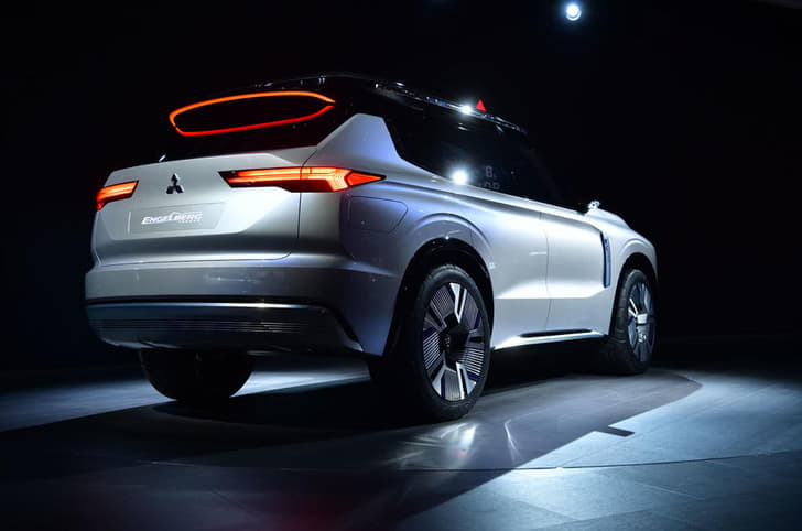 Mitsubishi Engelberg Tourer image gallery