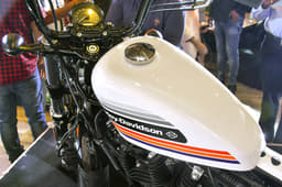 1970s themed colour-scheme is unique to the Special.