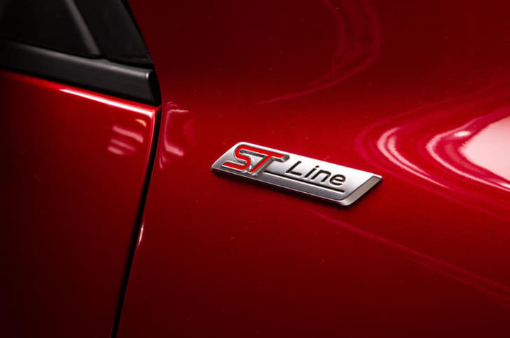 2019 Ford Kuga image gallery