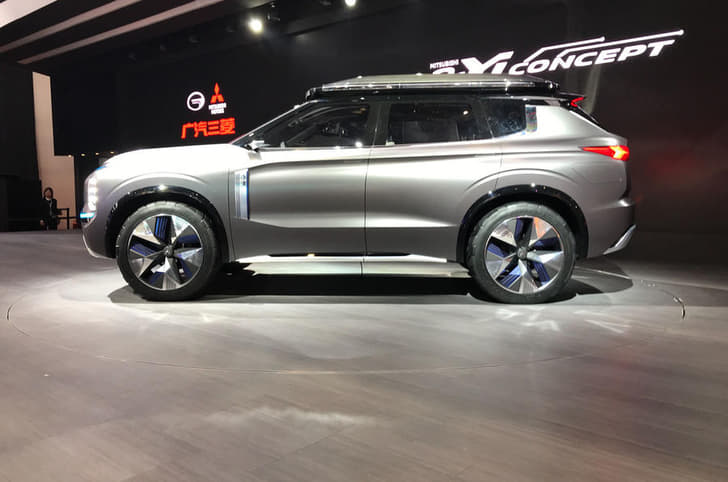 Mitsubishi e-Yi Concept