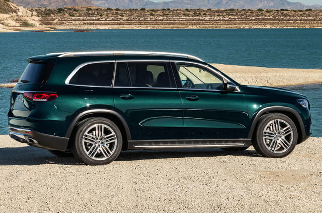 Alloy Wheels Image - 10010