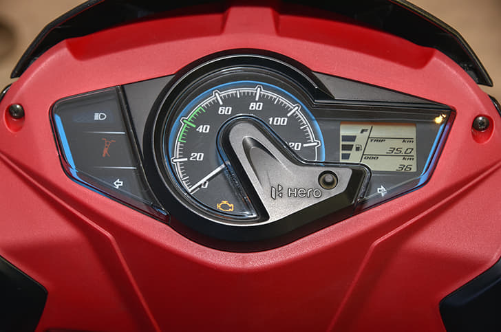 Speedo is a digi-analog combo.