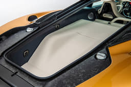 Mclaren Gt Color Orange