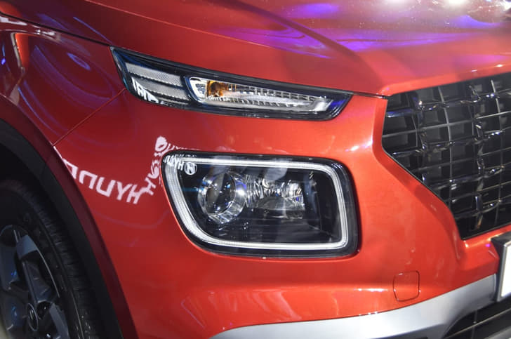 Split headlamp arrangement could split opinion.