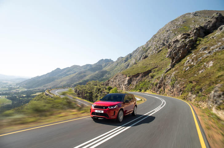 Land Rover Discovery Sport Front Left Three Quarter