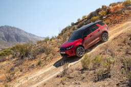 Land Rover Discovery Sport Front Right Three Quarter