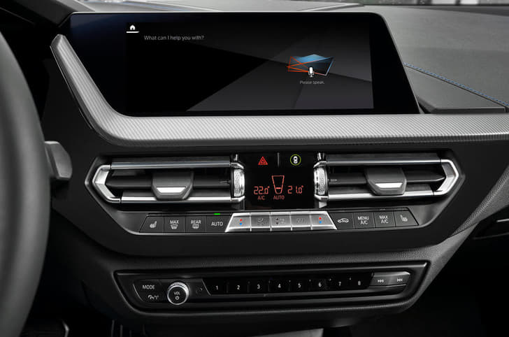 2019 BMW 1 Series image gallery