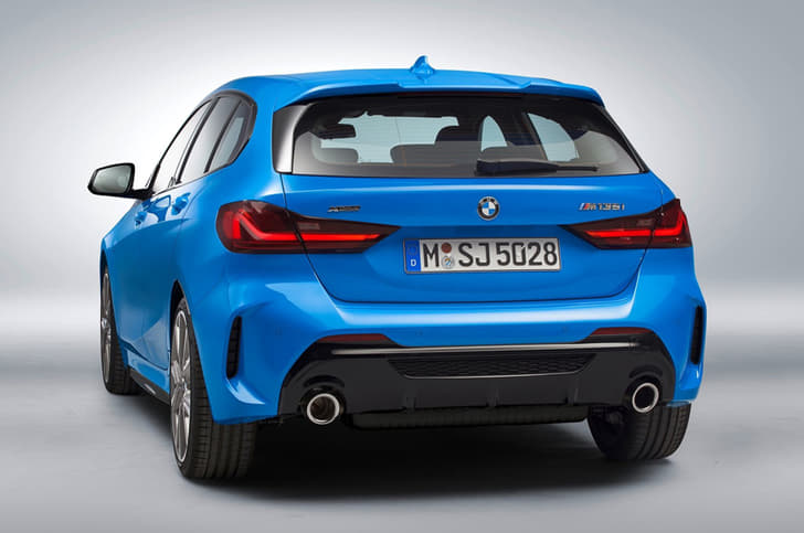 2019 BMW 1 Series image gallery