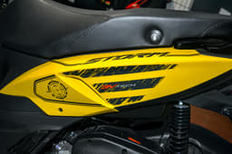 Aprilia Storm 125 branding.