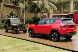 Jeep Compass Front Right Three Quarter