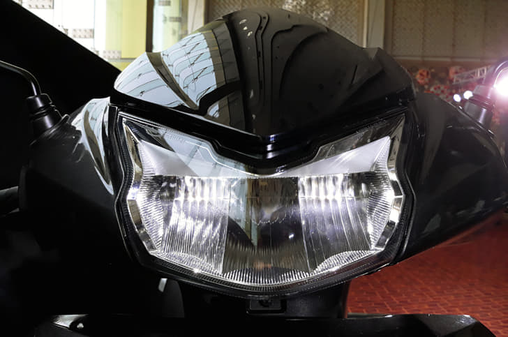 Honda Activa 125 FI BS6 headlight