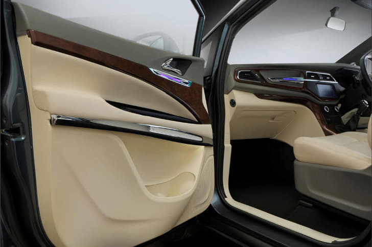 All the ambient light housings around the cabin are finished in chrome. 