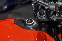 Revolt RV 400 push to start button
