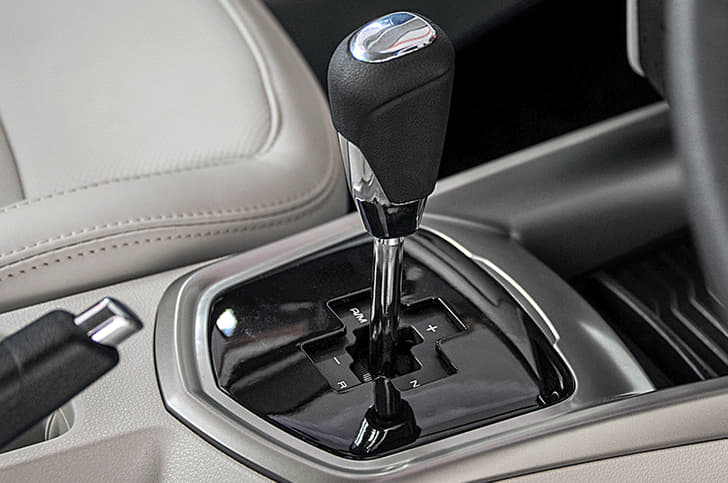 Drive modes can be accessed from the centre position.