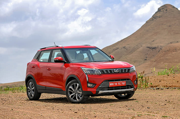 2019 Mahindra XUV300 diesel AMT image gallery