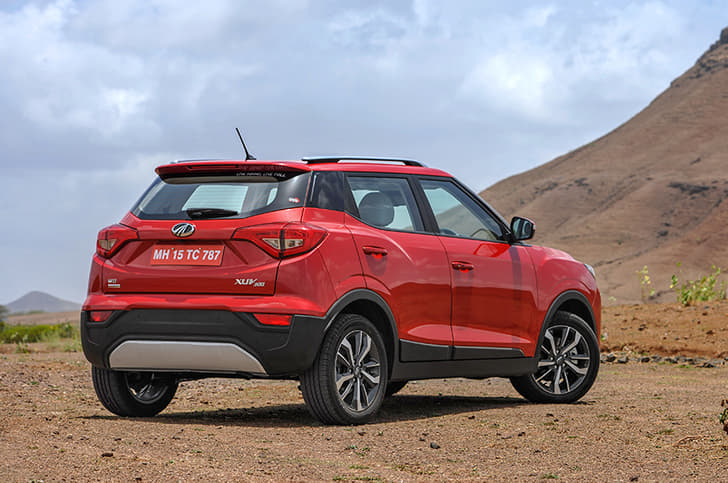 2019 Mahindra XUV300 diesel AMT image gallery