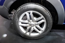 2019 Renault Triber image gallery