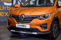2019 Renault Triber image gallery