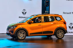 2019 Renault Triber image gallery