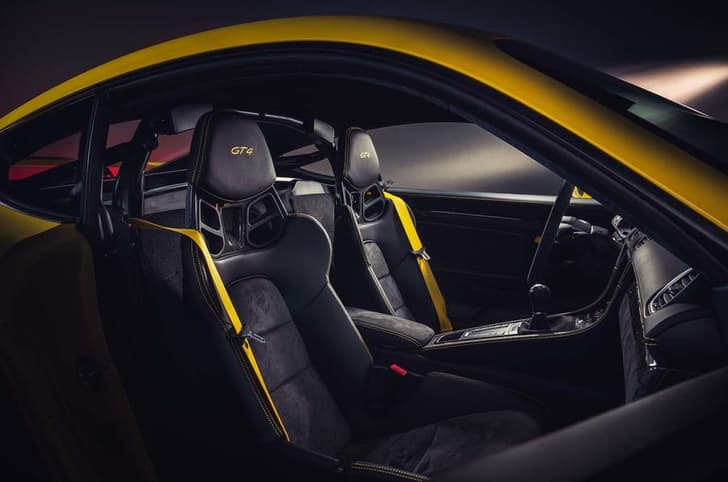 2019 Porsche 718 Cayman GT4 image gallery