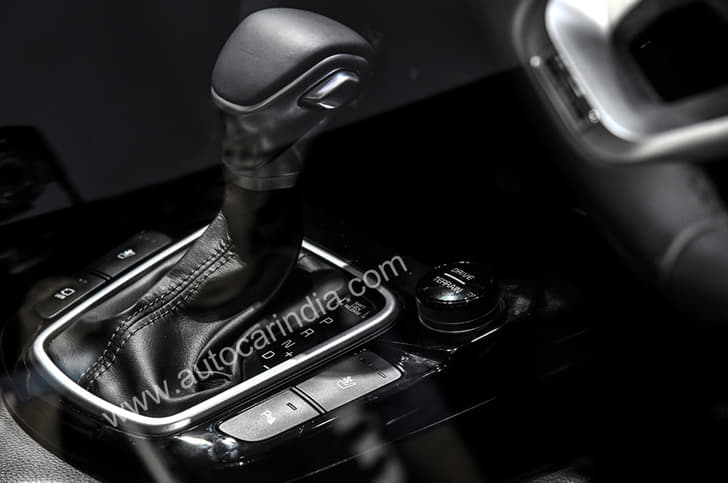 2019 Kia Seltos image gallery