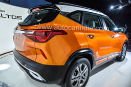2019 Kia Seltos image gallery