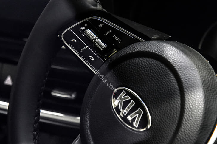 2019 Kia Seltos image gallery