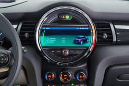 2019 Mini Cooper SE image gallery