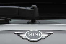 2019 Mini Cooper SE image gallery