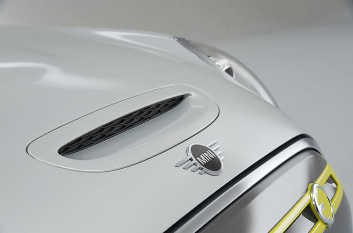 2019 Mini Cooper SE image gallery