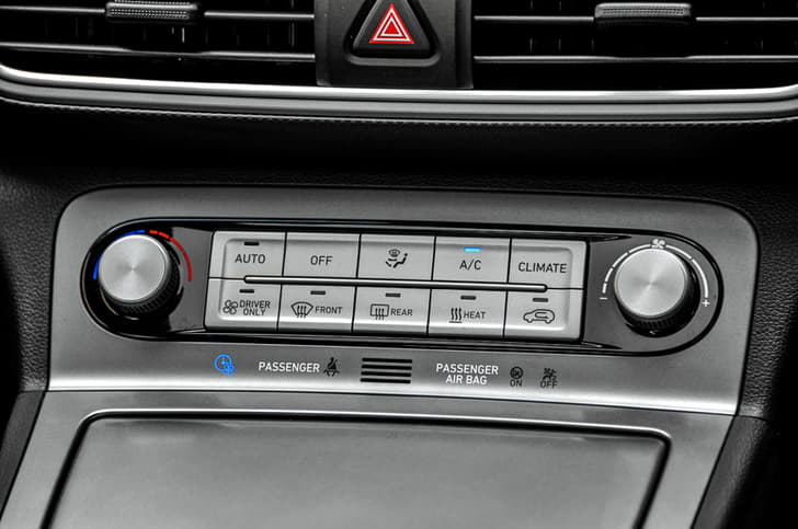 2019 Hyundai Kona Electric image gallery