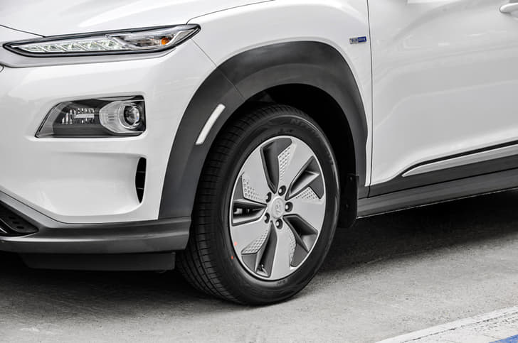 2019 Hyundai Kona Electric image gallery