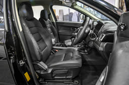 2019 Tata Harrier black edition image gallery