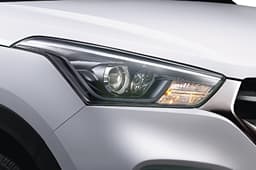 Smoked projector headlamps