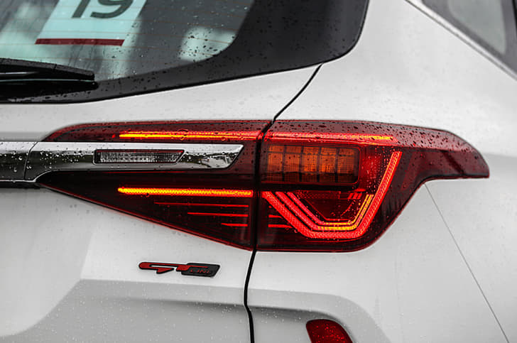 2019 Kia Seltos image gallery