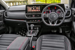 2019 Kia Seltos image gallery