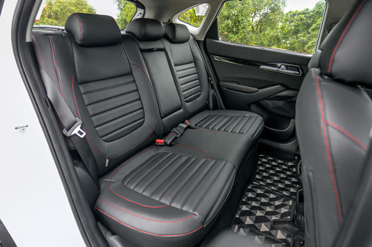 2019 Kia Seltos image gallery