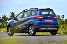 2019 Renault Triber image gallery