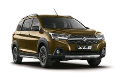 Maruti Suzuki Xl6 Front Right Three Quarter
