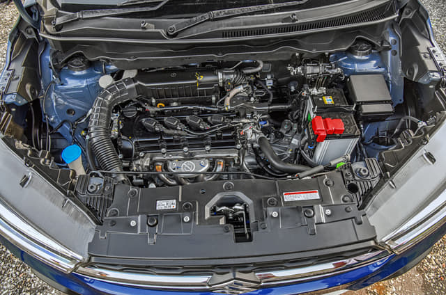 Open Bonnet Engine Shot Image - 9192