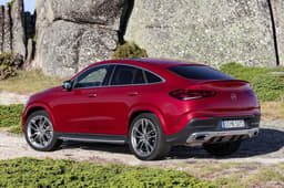 Mercedes-Benz GLE Coupe Front Right Three Quarter