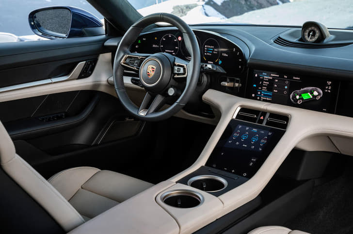 Porsche Taycan Dashboard Porsche Taycan Dashboard